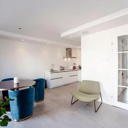 Couple's Getaway Apartament *